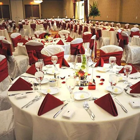 Sonesta Milwaukee West Wauwatosa 