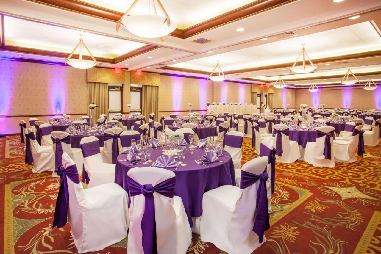 Hotel Sonesta Milwaukee West 4*