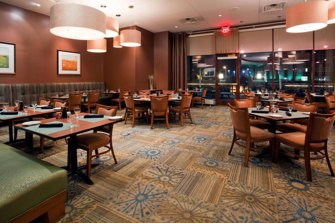Sonesta Milwaukee West Wauwatosa