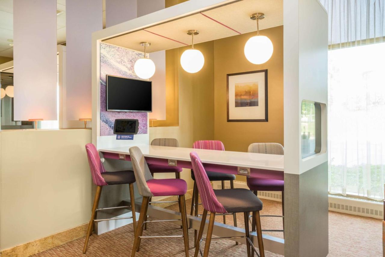 Sonesta Milwaukee West Hotel Wauwatosa